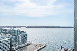 Penthouse Dreamy Lake Views