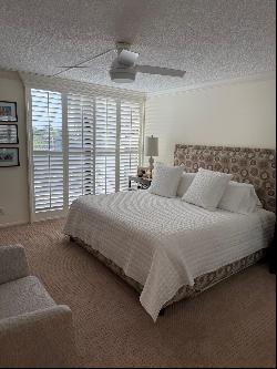 115 Lakeshore Drive 448 In North Palm Beach, Florida