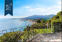 Prestigious estate with a big terraced garden for sale in Liguria