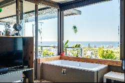 Five-Bedroom house in Green Point - perfect for luxury living with stunning views.