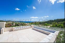 Large recently constructed penthouse in Southwest Mallorca with amazing views of the sea