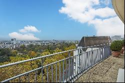 Paris 19th District – A 3-bed apartment with a 100 sqm roof terrace