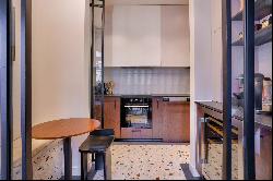 Sale - Apartment Paris 16th (Porte-Dauphine)