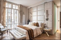 Neuilly-sur-Seine  -  A magnificent 4-bed apartment