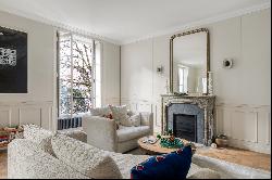 Paris 6th District - Saint-Germain-des-Prés Church, view, 2 bedrooms.