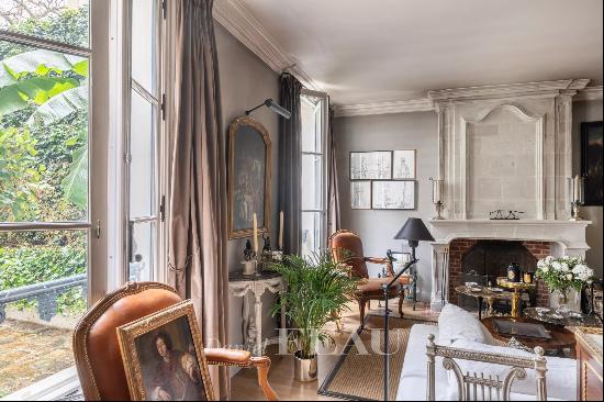 Paris 7th District - An ideal family home