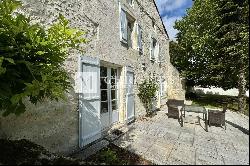 Fully renovated 16th-century logis with outbuildings and gite near Angouleme