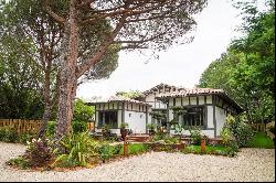 Cap Ferret - Petit Piquey / Magnificent villa close to shops and the Bassin