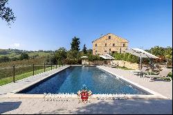 LUXURY VILLA WITH POOL FOR SALE IN MARCHE