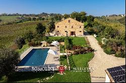 LUXURY VILLA WITH POOL FOR SALE IN MARCHE