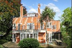 Netherhall Gardens, Hampstead, London, NW3 5RG