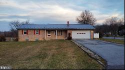 12 Robinson Avenue, Shippensburg PA 17257