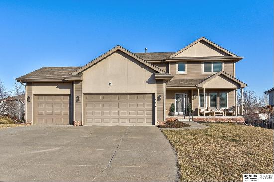 4214 Heartland Drive, Bellevue NE 68123