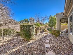 30 Fountainhead Circle, Henderson NV 89052