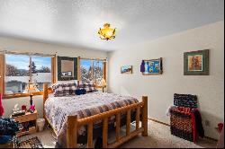 21 Chestnut Grove Avenue, Bozeman MT 59718