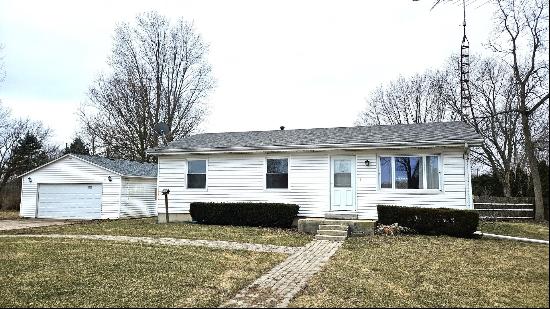 221 10th Avenue, Kingston IL 60145