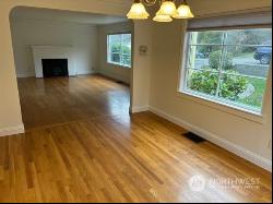 223 SW 142nd Street, Burien WA 98166