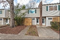 220 Elizabeth Street Apt D5, Chapel Hill NC 27514