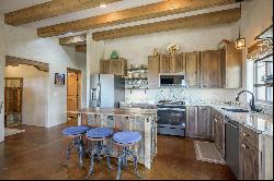 25A Sunset Rd, Arroyo Seco NM 87514