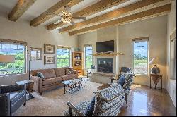 25A Sunset Rd, Arroyo Seco NM 87514