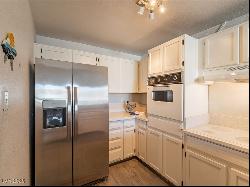 725 N Royal Crest Circle Unit 215, Las Vegas NV 89169