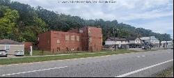 623 1st A Avenue, Nitro WV 25143