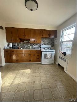 74 Grove Street, Bergenfield NJ 07621