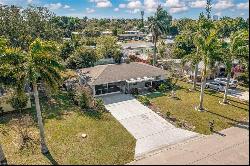 4146 E River Dr, Fort Myers FL 33916