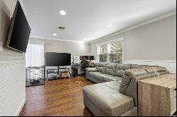 2007 Brook Place, Bellmore NY 11710