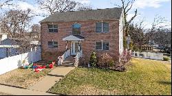 2007 Brook Place, Bellmore NY 11710