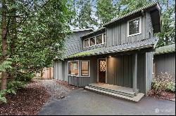 12727 Juanita Drive NE, Kirkland WA 98034