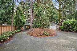 12727 Juanita Drive NE, Kirkland WA 98034