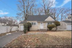 676 Pinewood Rd, Union Twp. NJ 07083