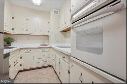 1900 John F Kennedy Boulevard Unit 403, Philadelphia PA 19103