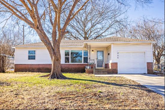 806 N Myrtle Drive, Tecumseh OK 74873