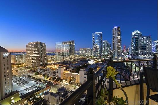 700 W Harbor Drive #1501, San Diego CA 92101