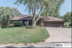 7062 Starlite Drive, Omaha NE 68152