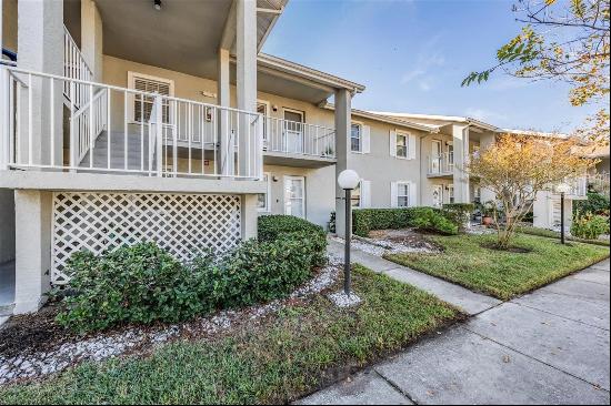 1435 Millstream Lane #202, Dunedin FL 34698