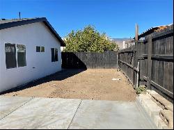 7355 Lynwood Way, Highland CA 92346