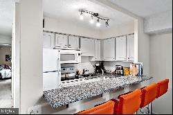 1420 Locust Street Unit 21H, Philadelphia PA 19102