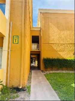 17901 NW 68th Ave Unit T206, Hialeah FL 33015