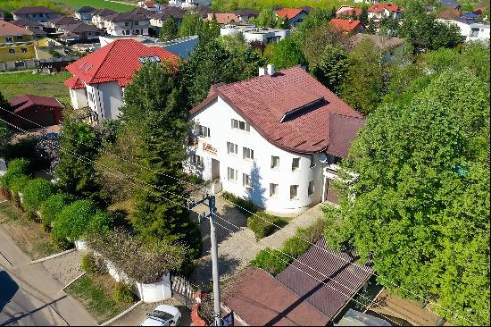 Villa in Corbeanca, with A Spatious Garden