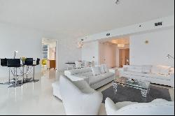 16001 Collins Ave,Sunny Isles Beach, FL, 33160