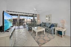 MARCO ISLAND - WATERS EDGE CONDO