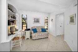 MARCO ISLAND - WATERS EDGE CONDO