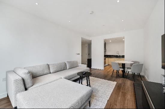 A lovely 1 bedroom apartment to rent in Meranti House, Goodman's Fields E1.