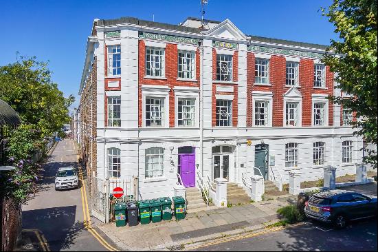 2, Hove Park Villas, Hove, BN3