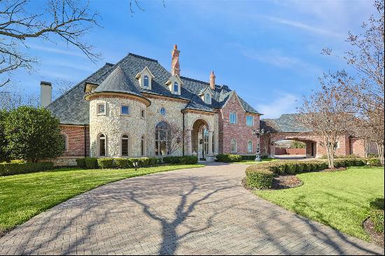 Exquisite French Estate in Colleyville