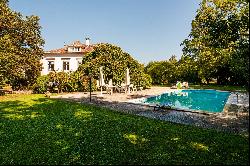 Country Estate, 8 bedrooms, for Sale