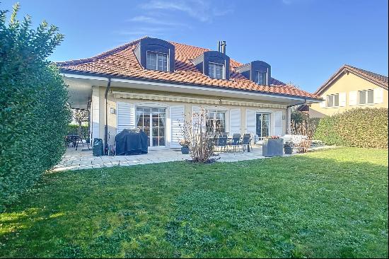 Spacious architect-designed villa 10 minutes from Lausanne